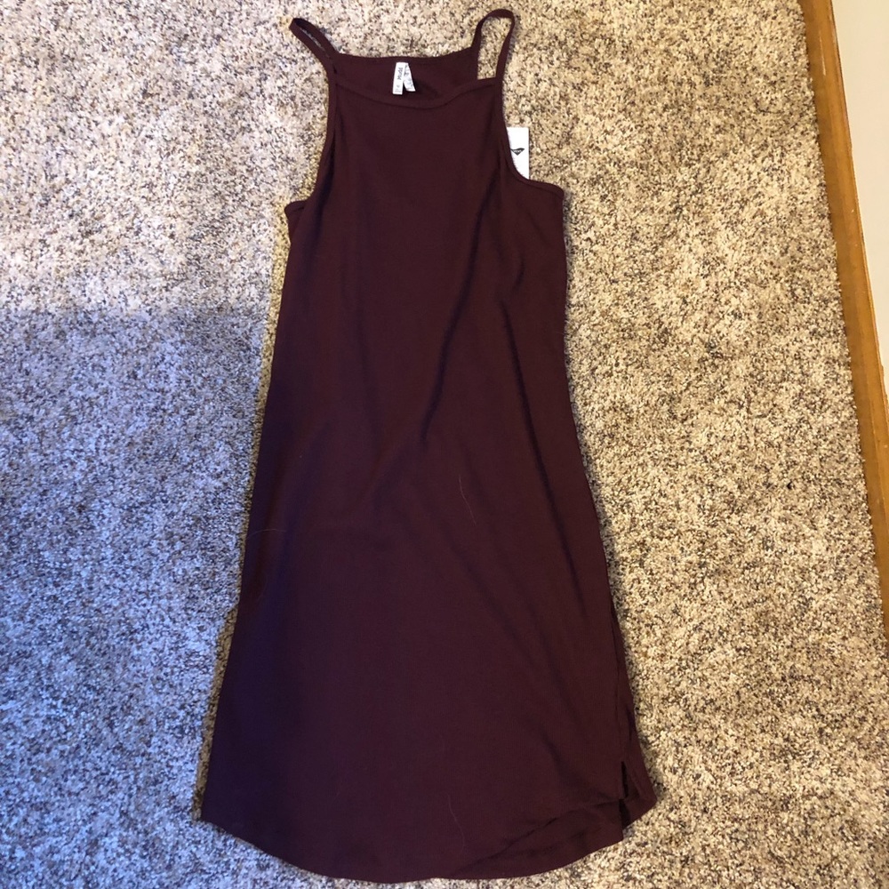 MAROON MIDI TIGHT DRESS